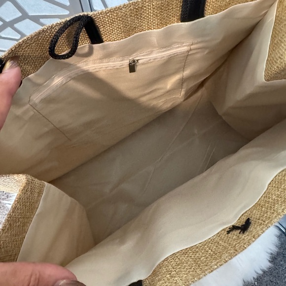 New Arrivals! Hello Weekend Tote and Pouch Set - Picture 5 of 9